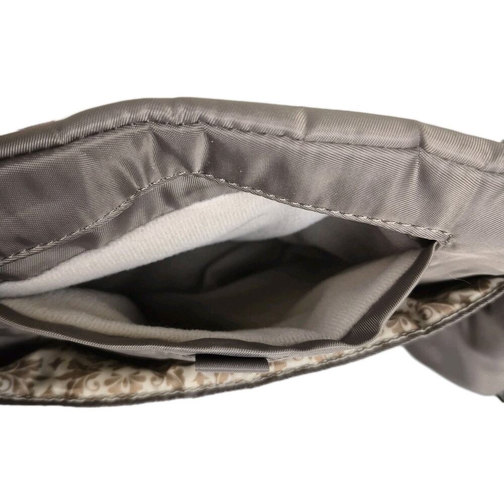 Lug Skipper Crossbody Bag RFID Quilted Purse Taupe Brn Adjustable Casual Travel - Picture 11 of 11